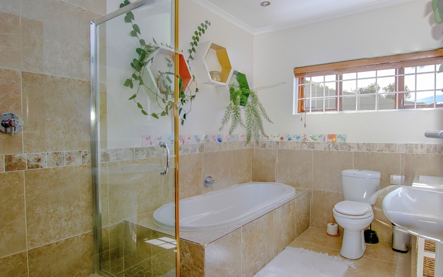 3 Bedroom Property for Sale in Murdock Valley Western Cape